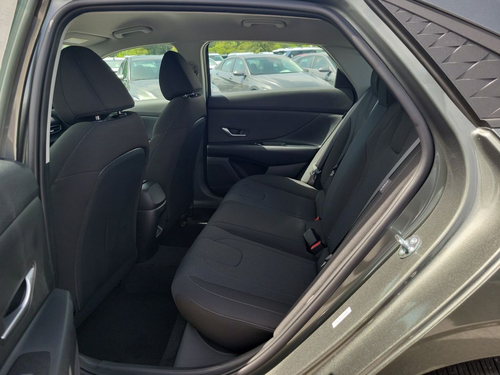 Thumbnail: 2026 Hyundai Elantra - 9