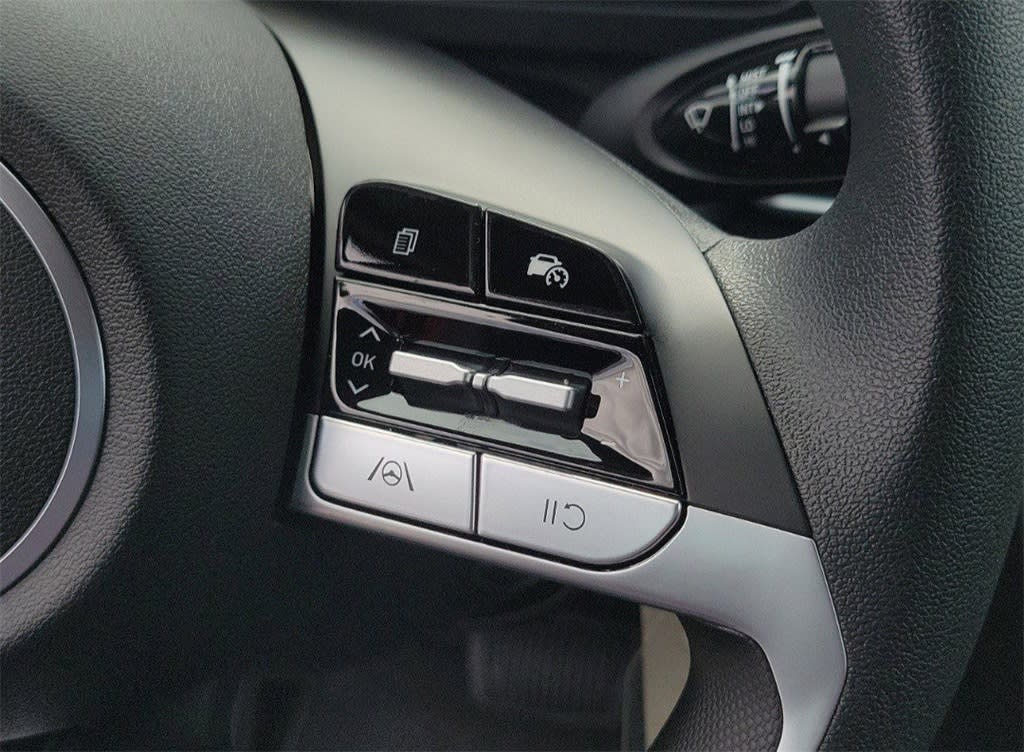 Thumbnail: 2025 Hyundai Elantra - 26