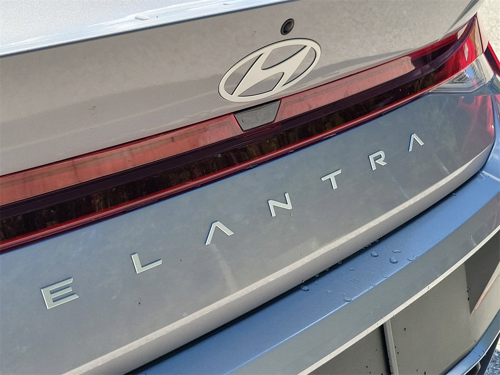 Thumbnail: 2025 Hyundai Elantra - 6