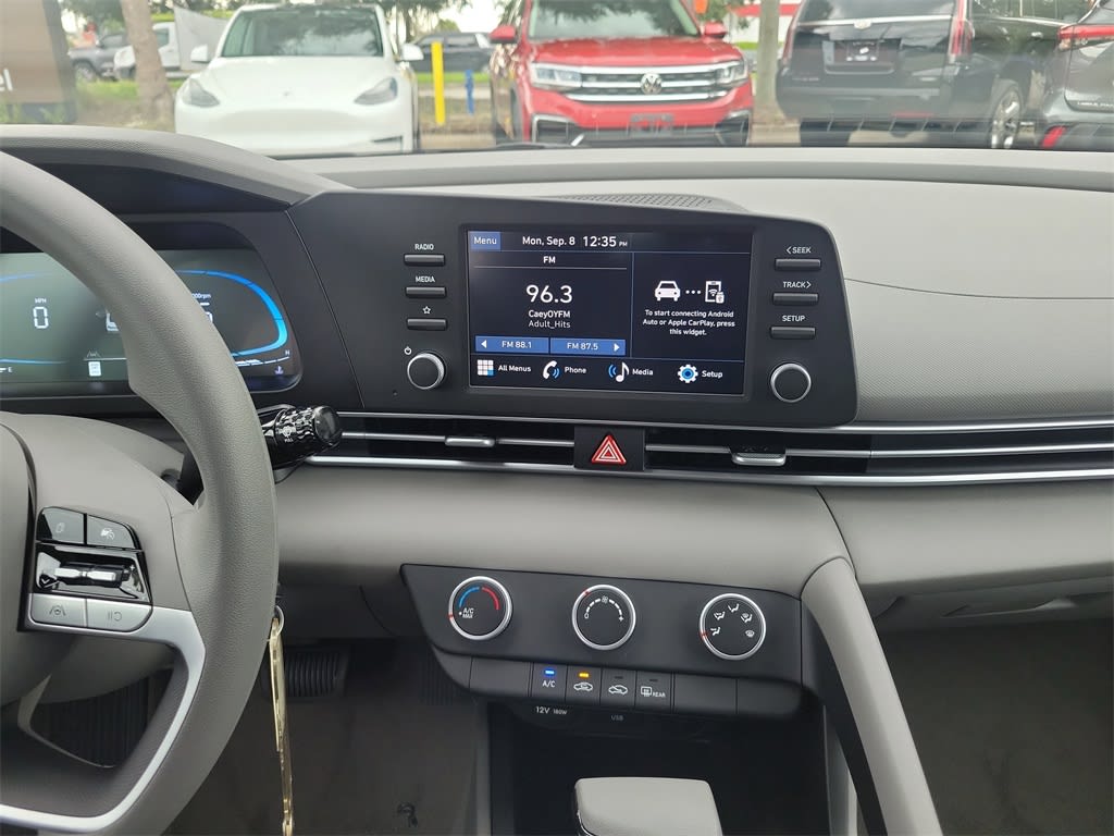 Thumbnail: 2025 Hyundai Elantra - 13