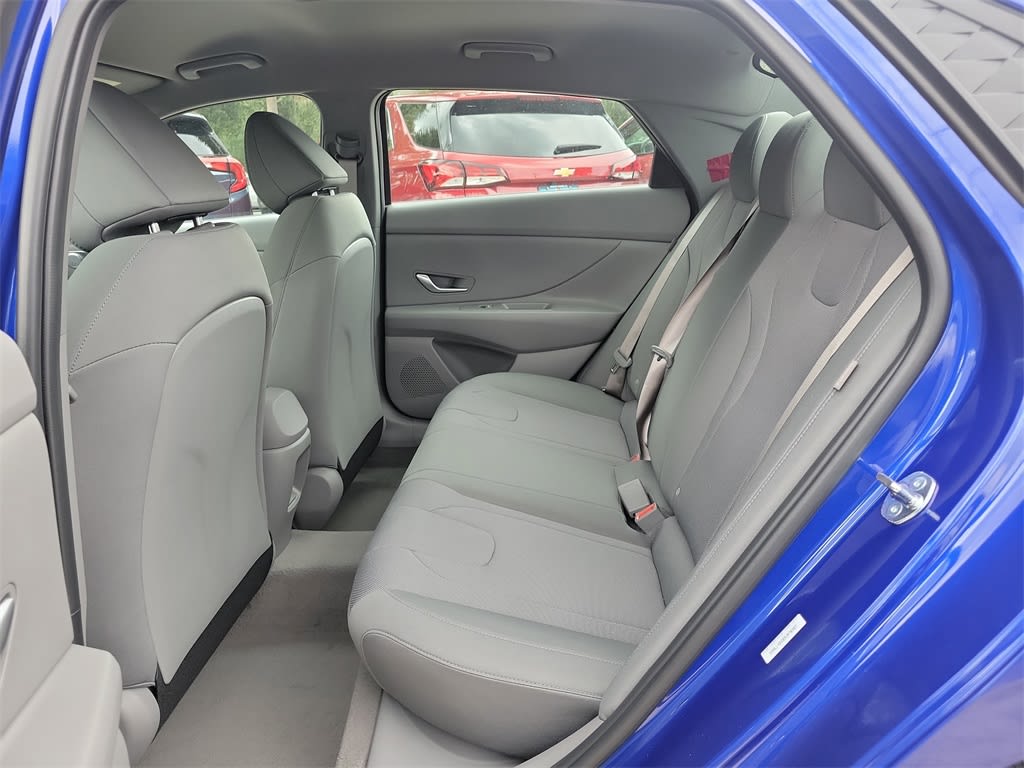 Thumbnail: 2025 Hyundai Elantra - 10