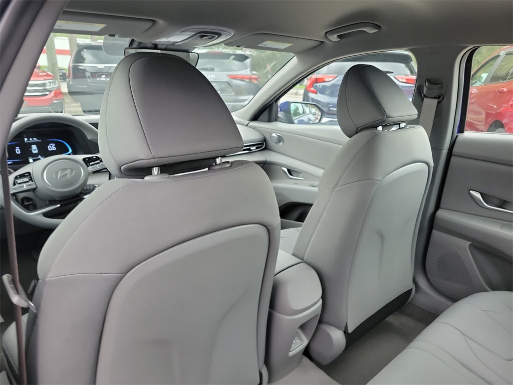 Thumbnail: 2025 Hyundai Elantra - 8