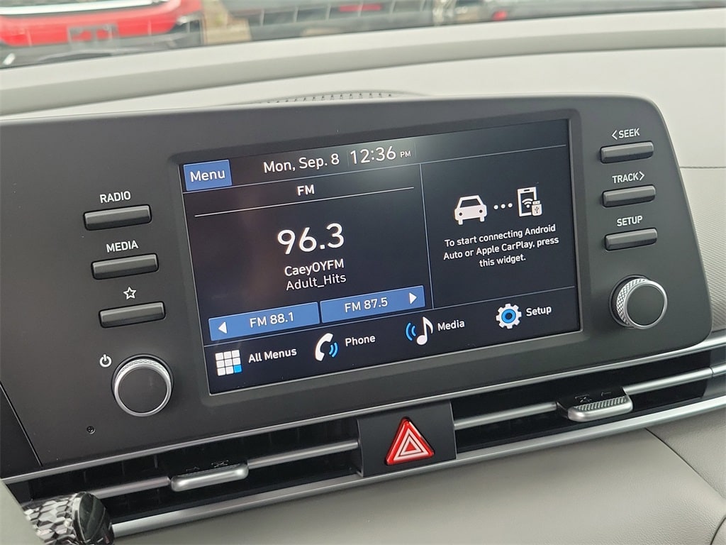 Thumbnail: 2025 Hyundai Elantra - 28