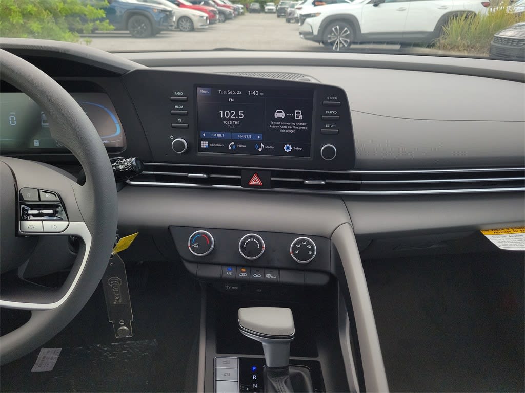 Thumbnail: 2025 Hyundai Elantra - 12