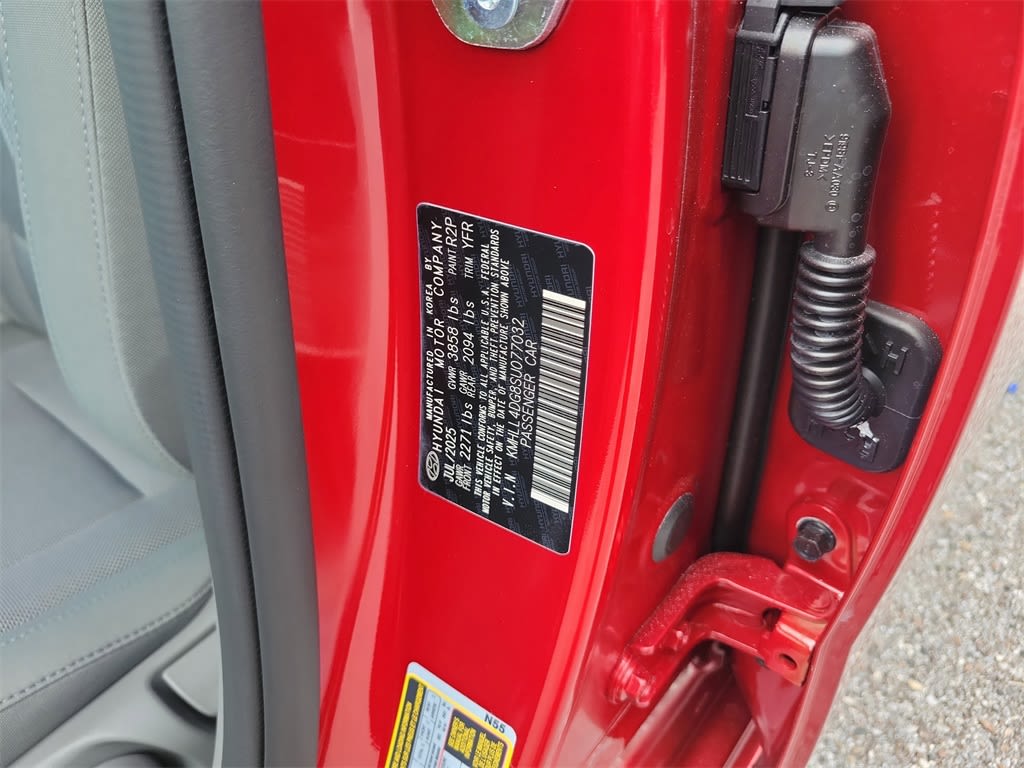 Thumbnail: 2025 Hyundai Elantra - 14