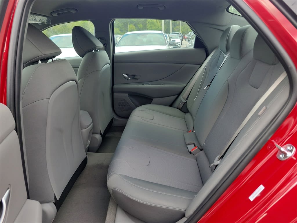 Thumbnail: 2025 Hyundai Elantra - 9