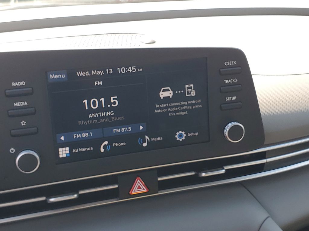 Thumbnail: 2025 Hyundai Elantra - 25