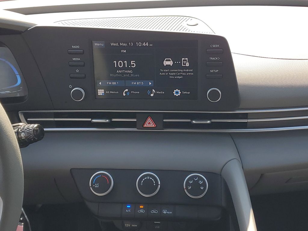 Thumbnail: 2025 Hyundai Elantra - 11