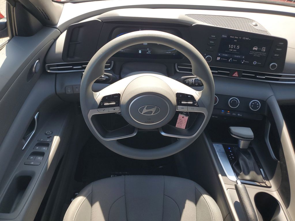 Thumbnail: 2025 Hyundai Elantra - 6