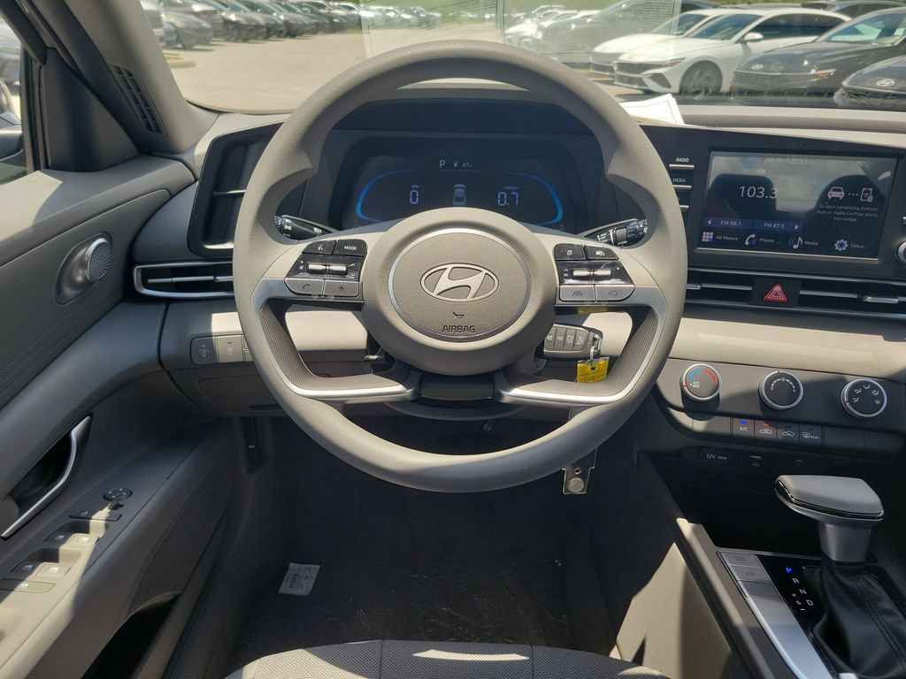 Thumbnail: 2026 Hyundai Elantra - 5