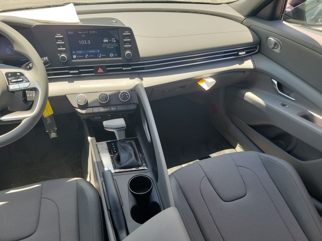 Thumbnail: 2026 Hyundai Elantra - 9