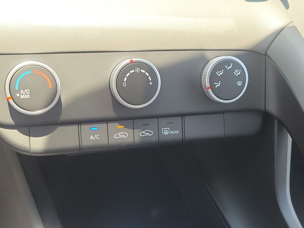 Thumbnail: 2026 Hyundai Elantra - 26