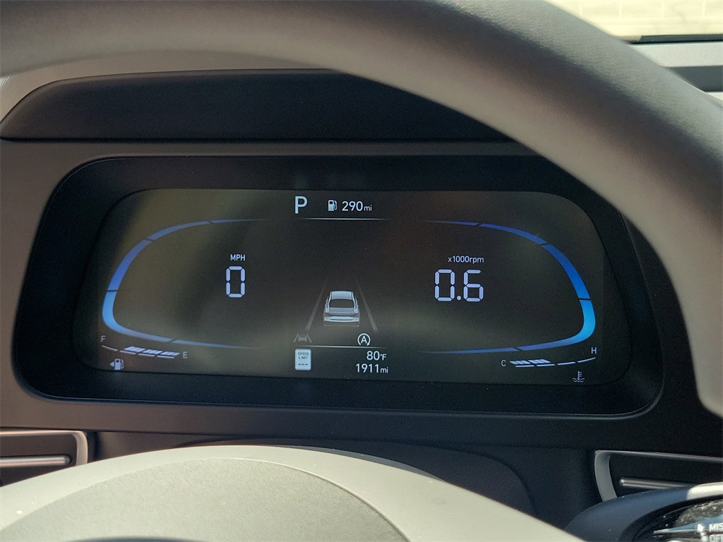 Thumbnail: 2025 Hyundai Elantra - 13