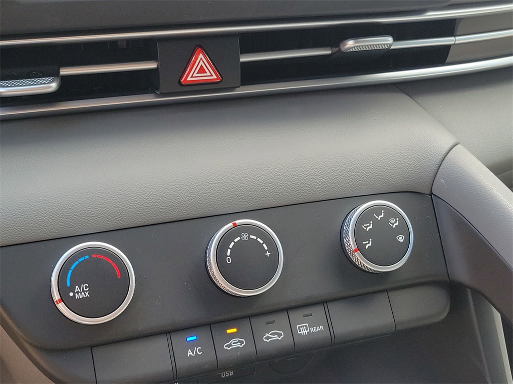 Thumbnail: 2025 Hyundai Elantra - 29