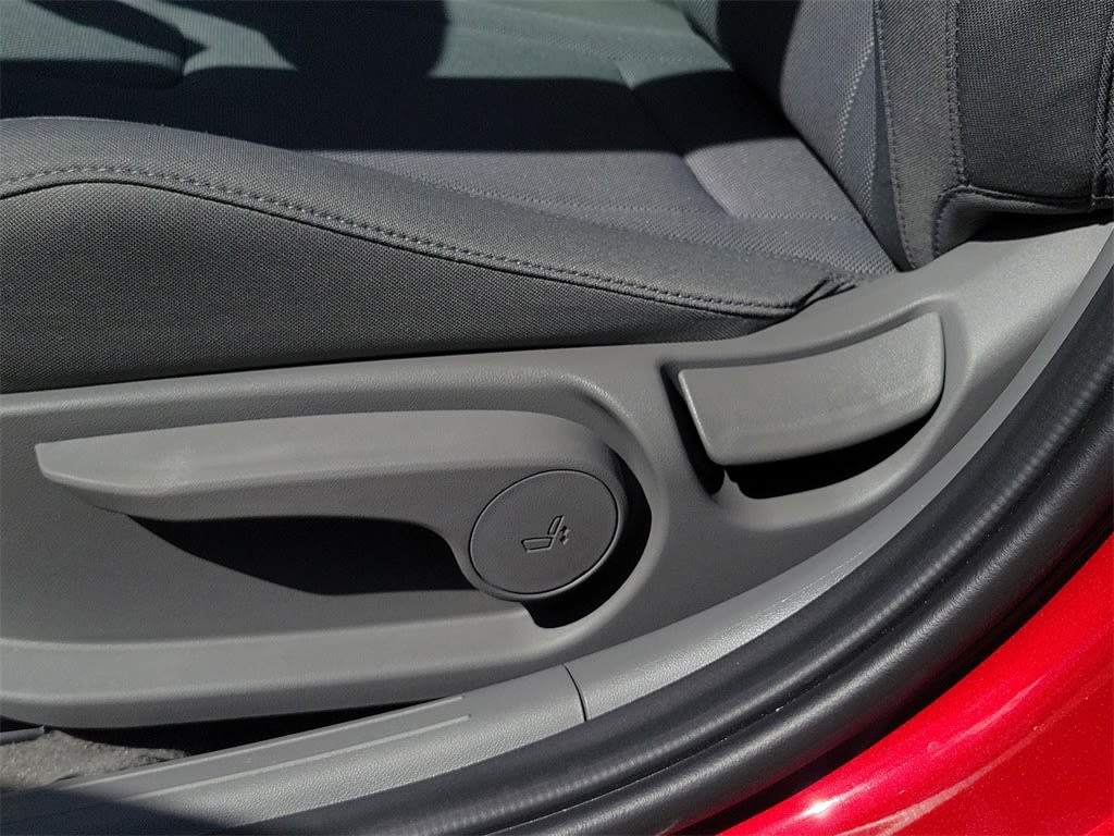 Thumbnail: 2025 Hyundai Elantra - 24