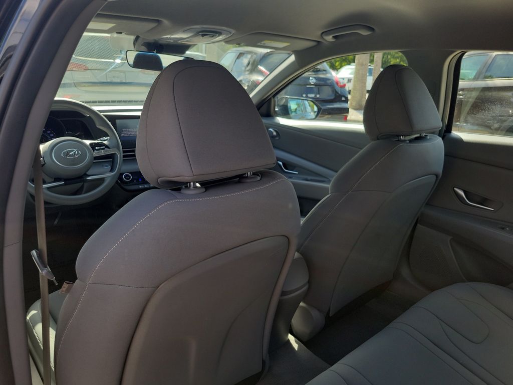 Thumbnail: 2023 Hyundai Elantra - 7
