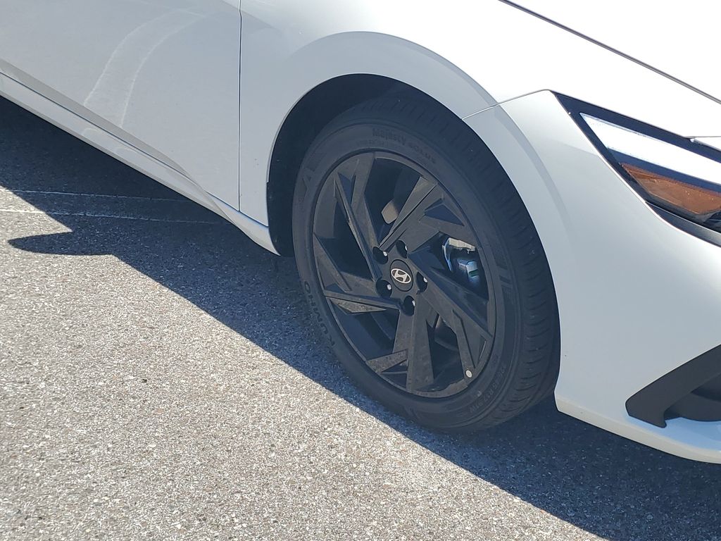 Thumbnail: 2026 Hyundai Elantra - 6