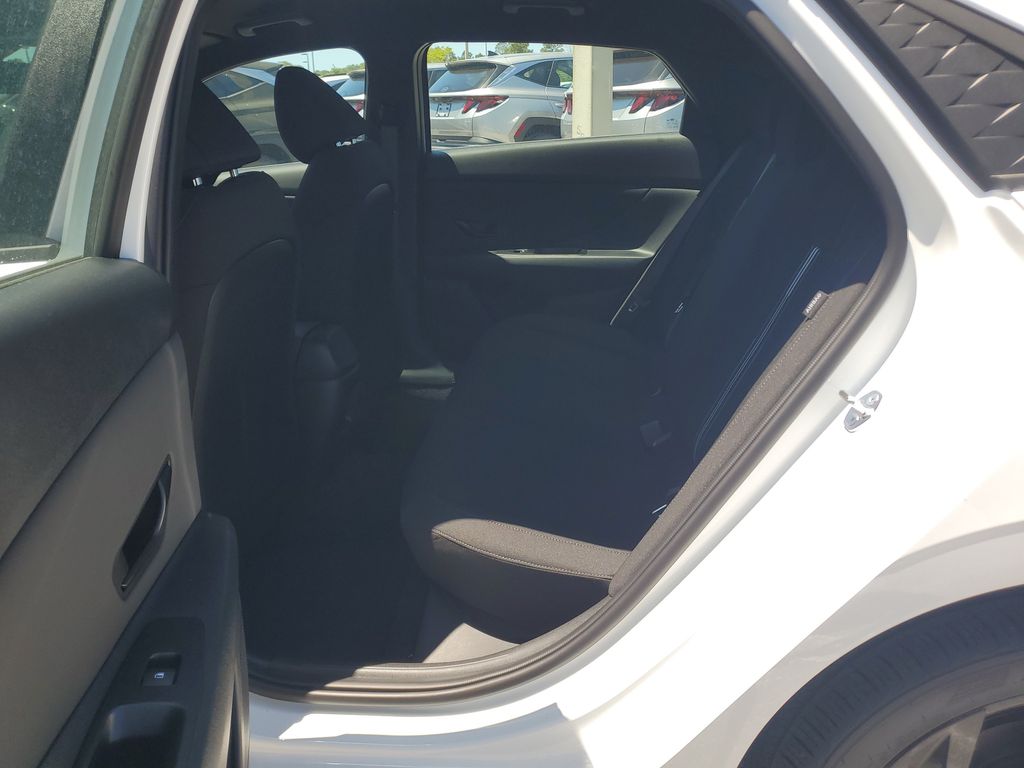 Thumbnail: 2026 Hyundai Elantra - 9