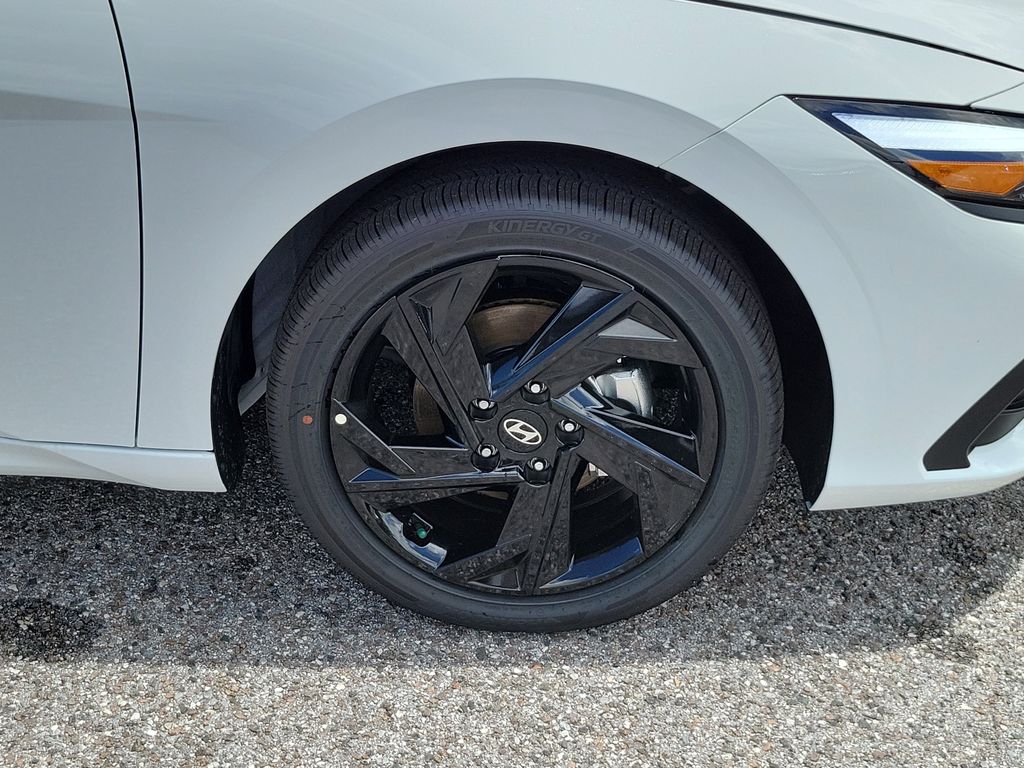 Thumbnail: 2026 Hyundai Elantra - 6