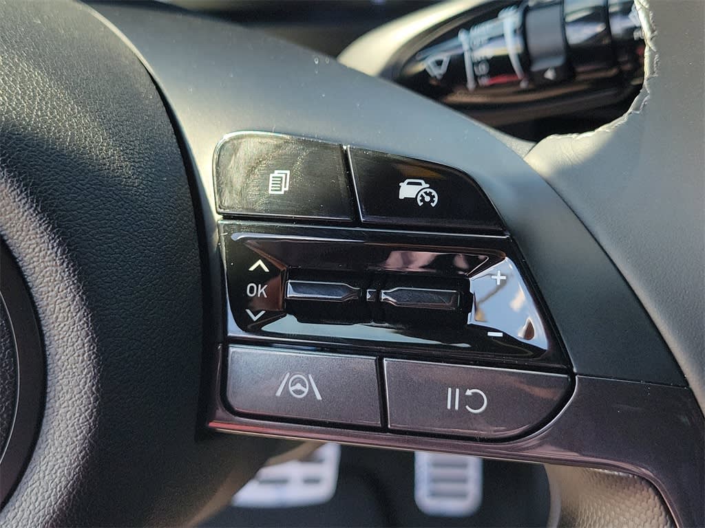 Thumbnail: 2025 Hyundai Elantra - 27