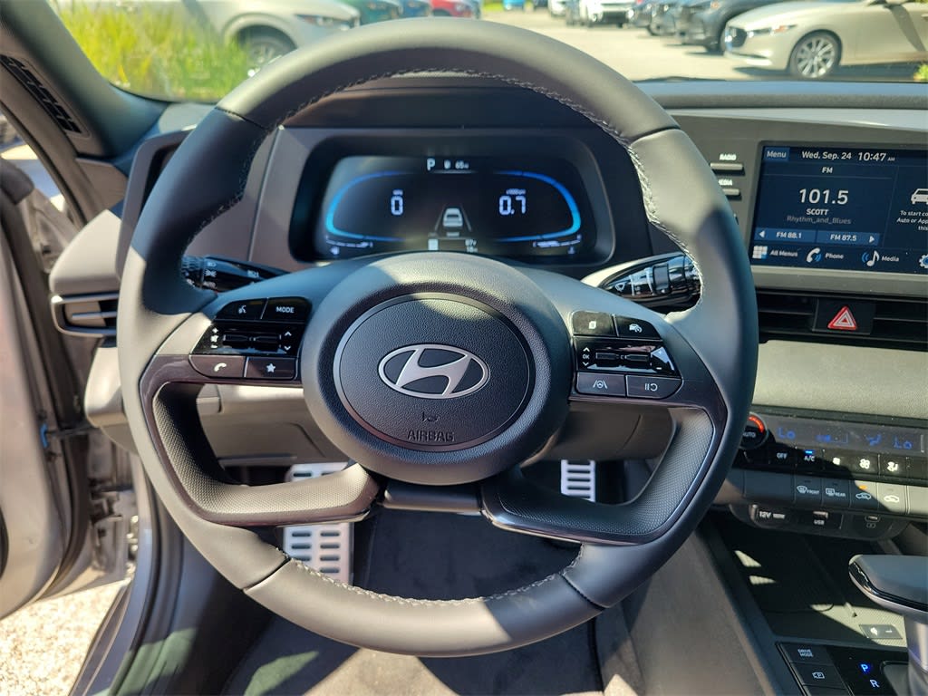 Thumbnail: 2025 Hyundai Elantra - 26