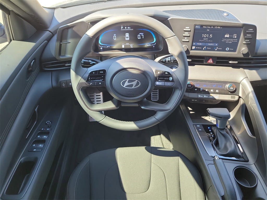 Thumbnail: 2025 Hyundai Elantra - 11