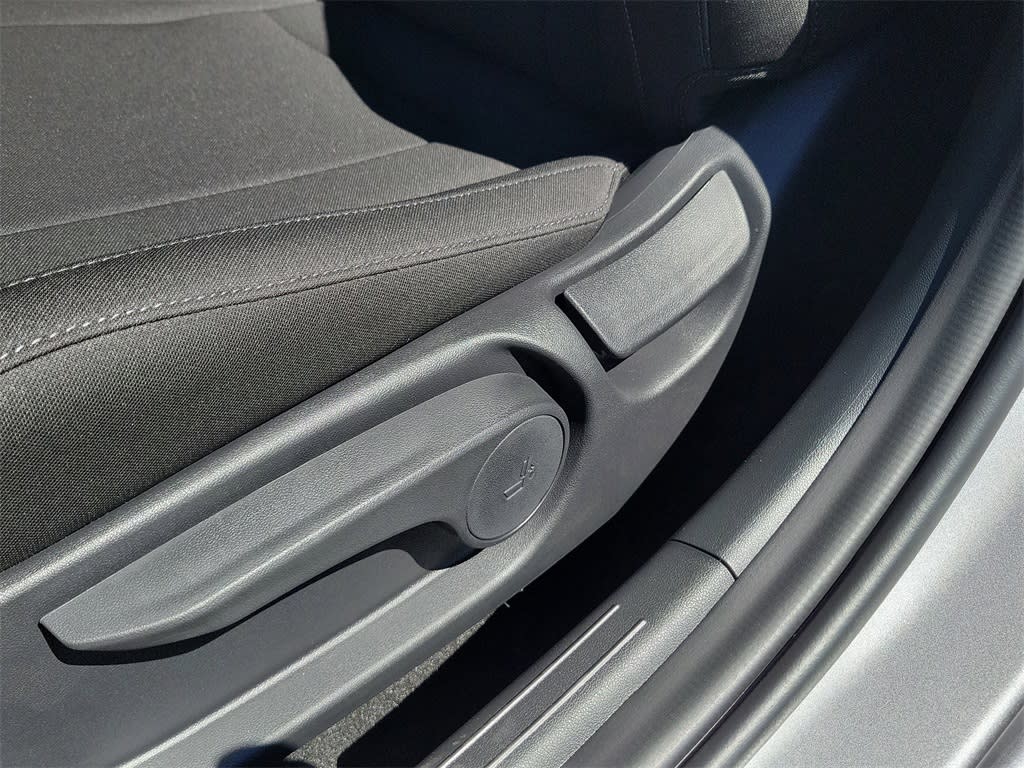 Thumbnail: 2025 Hyundai Elantra - 23