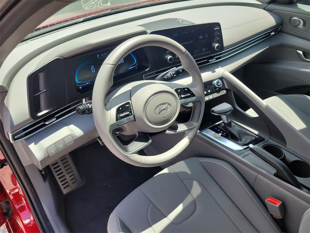 Thumbnail: 2025 Hyundai Elantra - 12