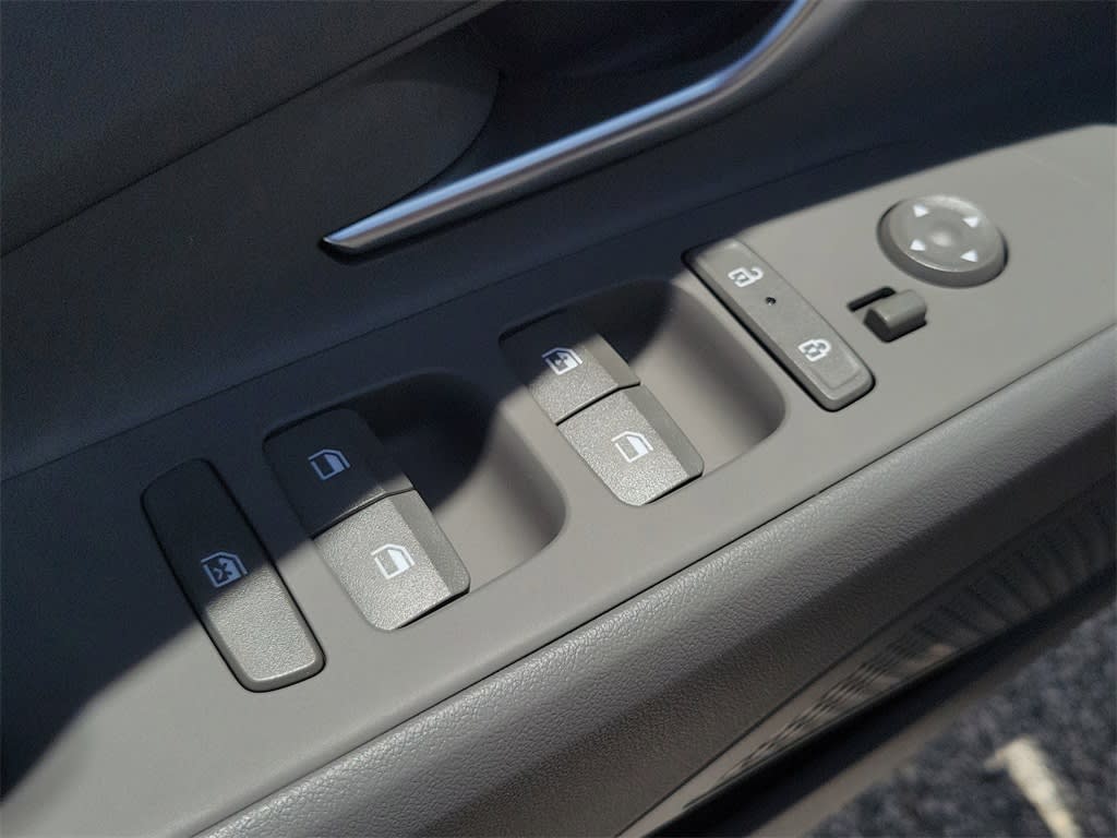 Thumbnail: 2025 Hyundai Elantra - 22