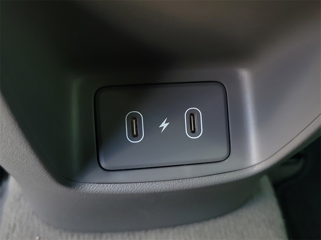 Thumbnail: 2025 Hyundai Elantra - 19