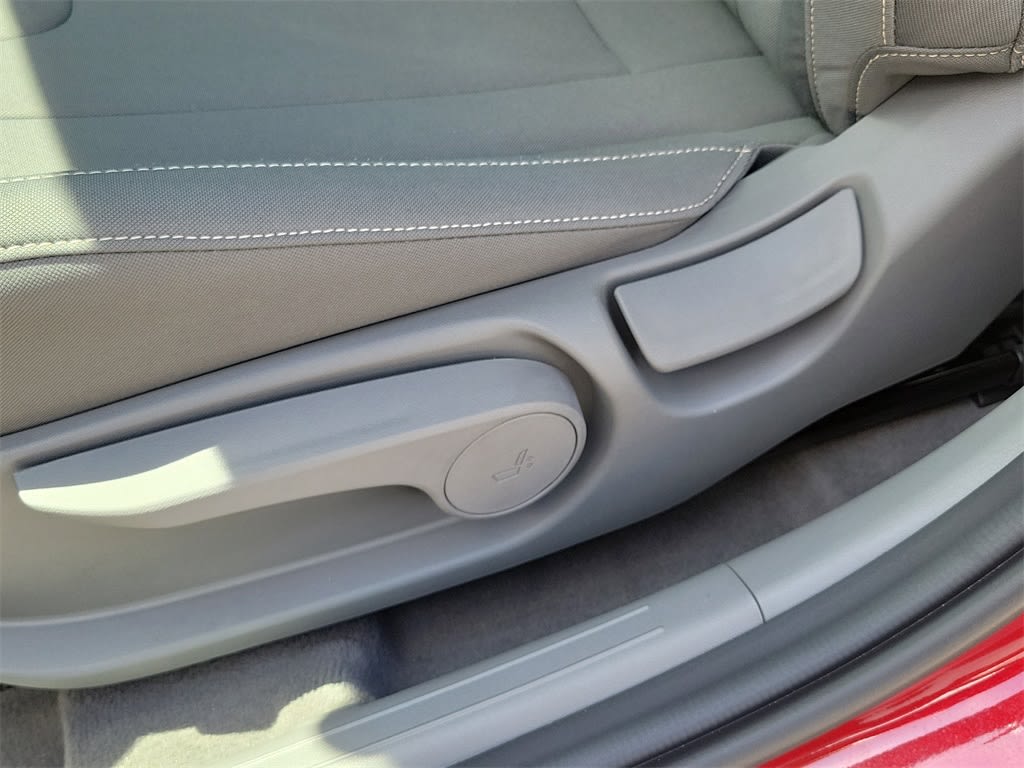 Thumbnail: 2025 Hyundai Elantra - 23