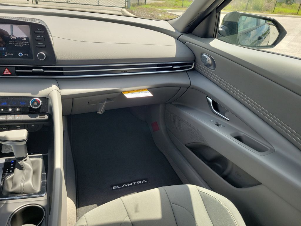 Thumbnail: 2026 Hyundai Elantra - 19