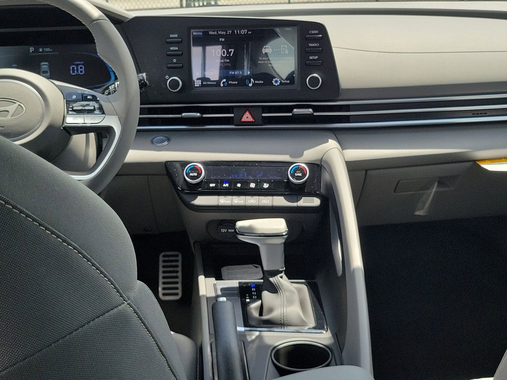 Thumbnail: 2026 Hyundai Elantra - 11