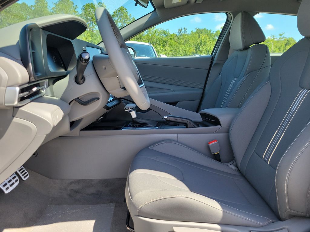 Thumbnail: 2026 Hyundai Elantra - 9
