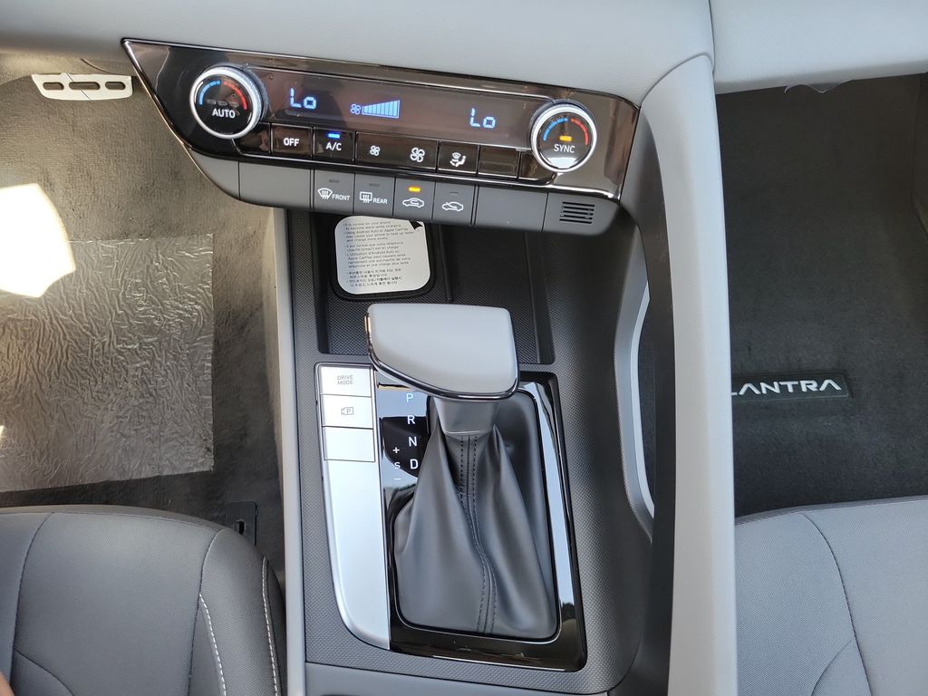 Thumbnail: 2026 Hyundai Elantra - 13