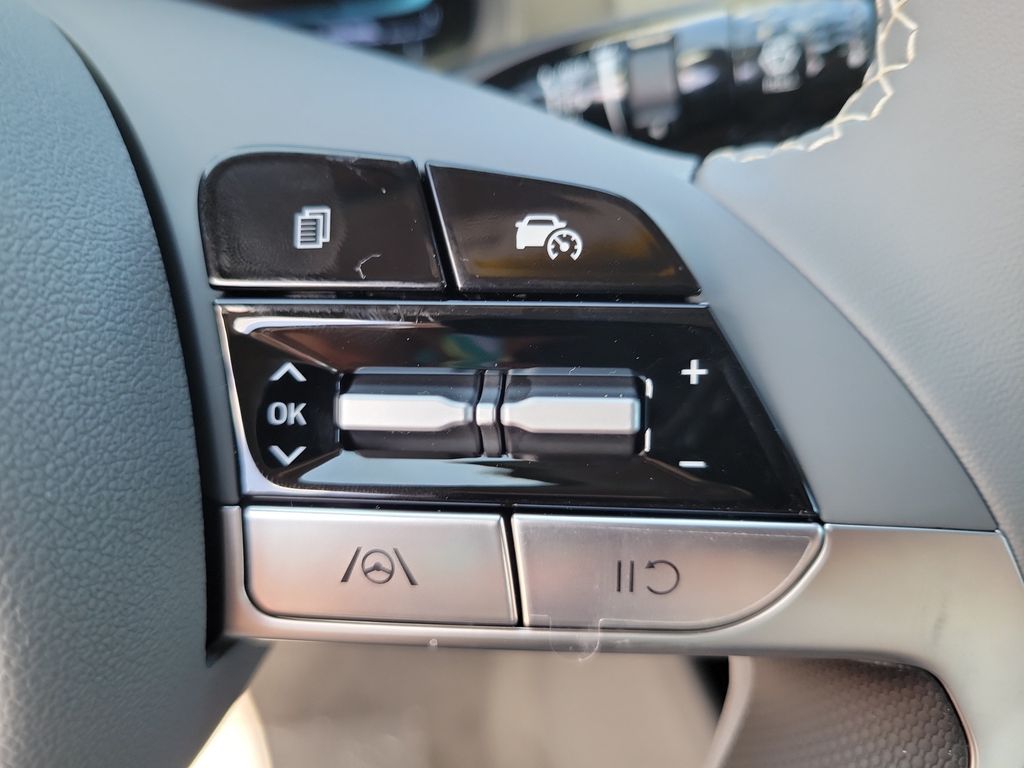 Thumbnail: 2026 Hyundai Elantra - 23