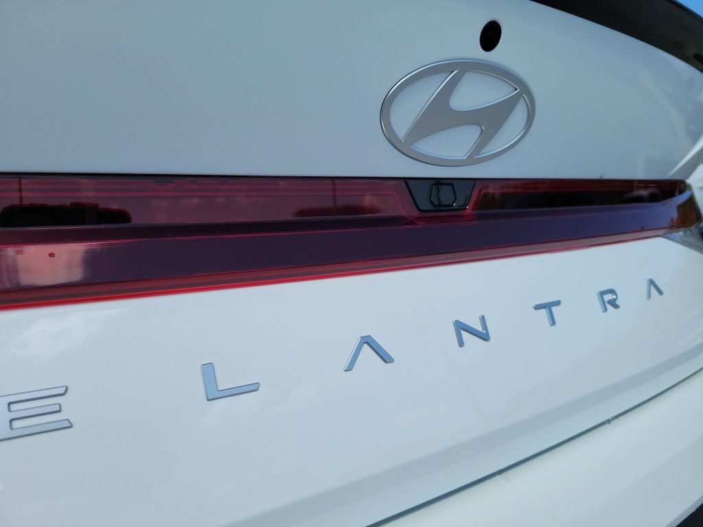 Thumbnail: 2026 Hyundai Elantra - 26
