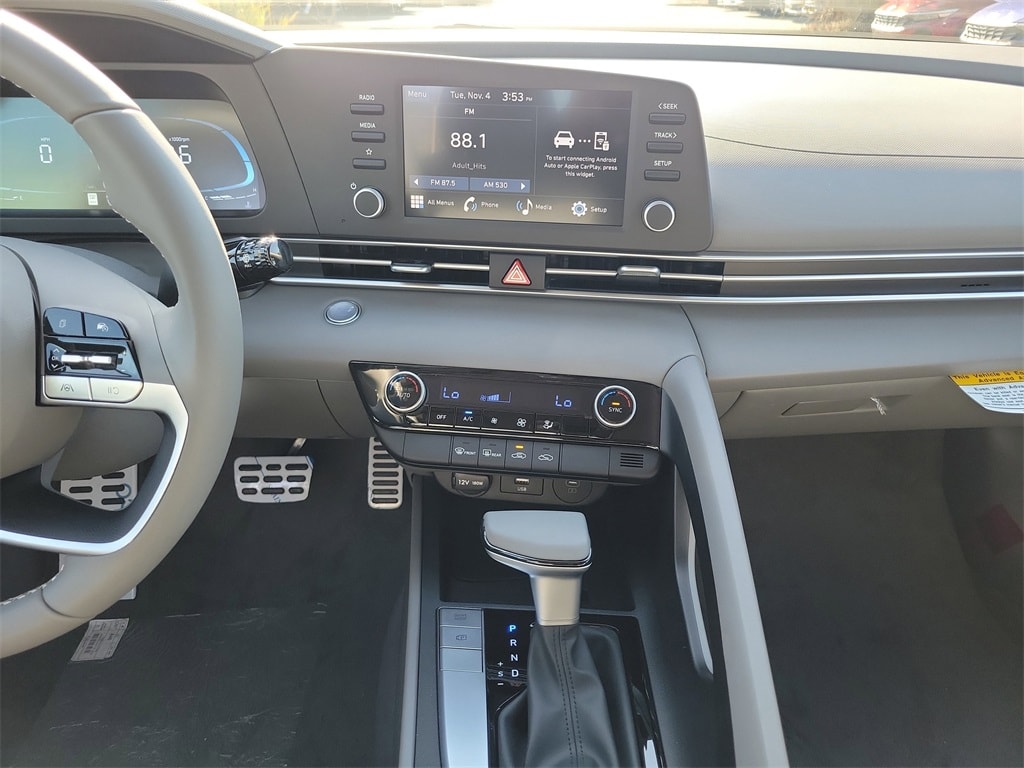 Thumbnail: 2025 Hyundai Elantra - 12