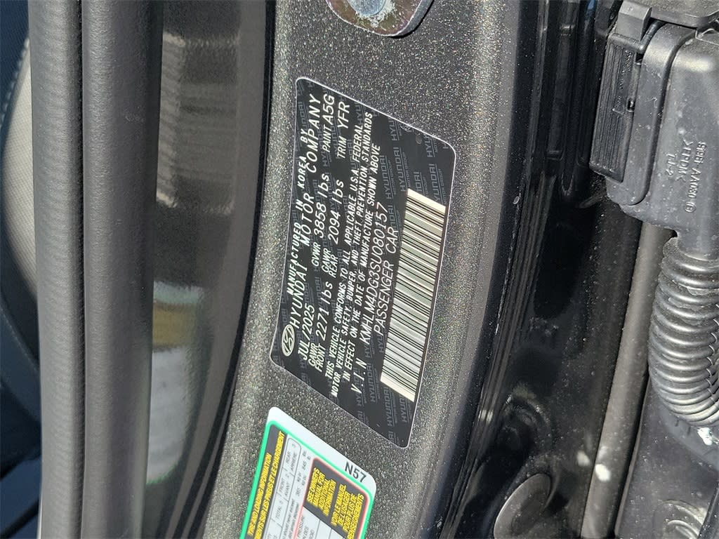 Thumbnail: 2025 Hyundai Elantra - 17