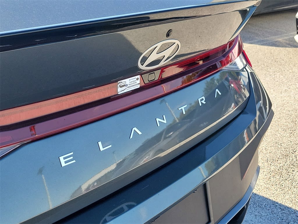 Thumbnail: 2025 Hyundai Elantra - 6