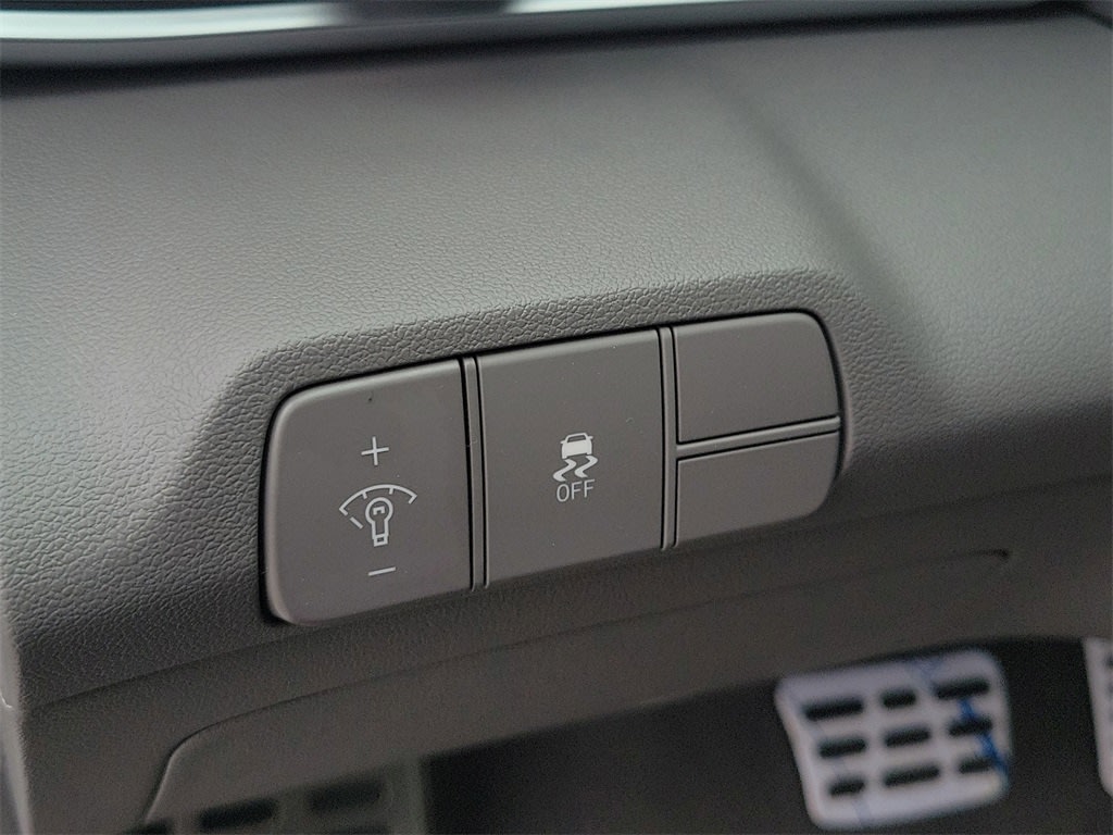 Thumbnail: 2025 Hyundai Elantra - 26