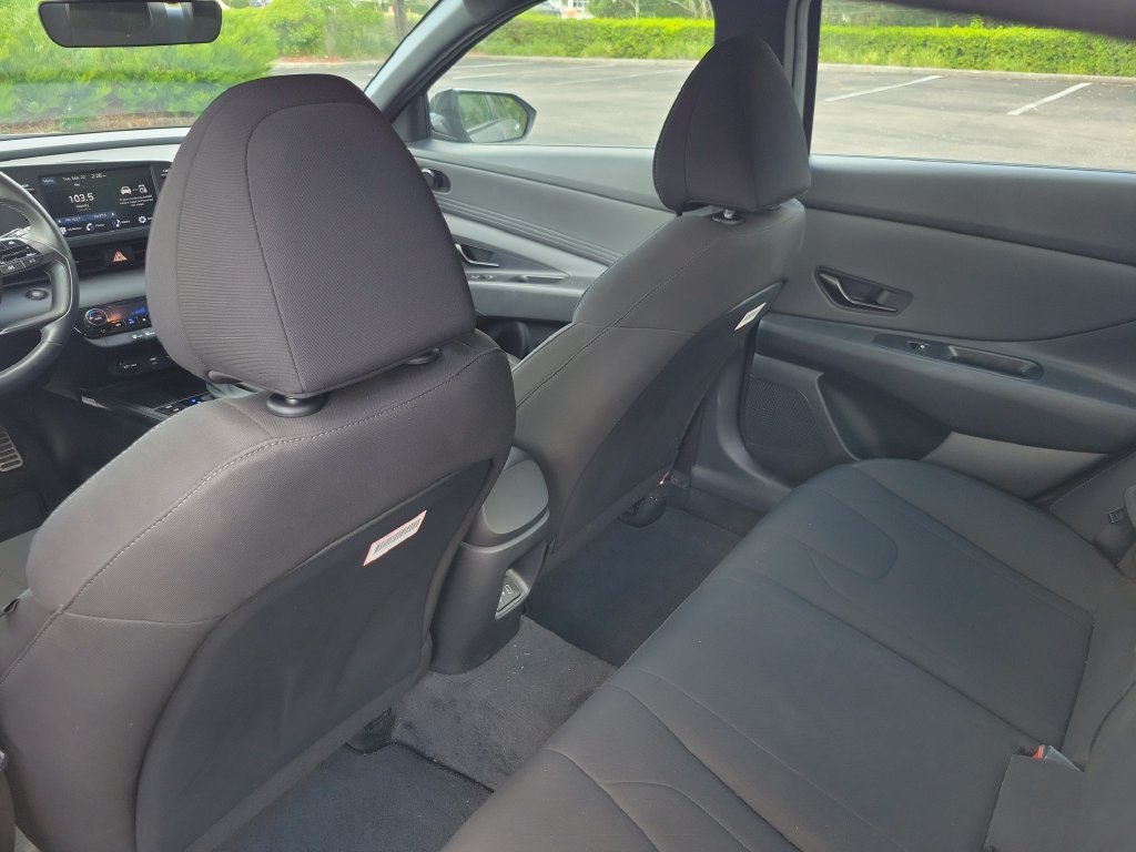 Thumbnail: 2025 Hyundai Elantra - 25