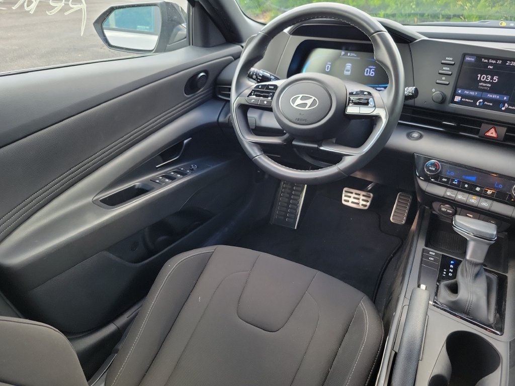 Thumbnail: 2025 Hyundai Elantra - 11