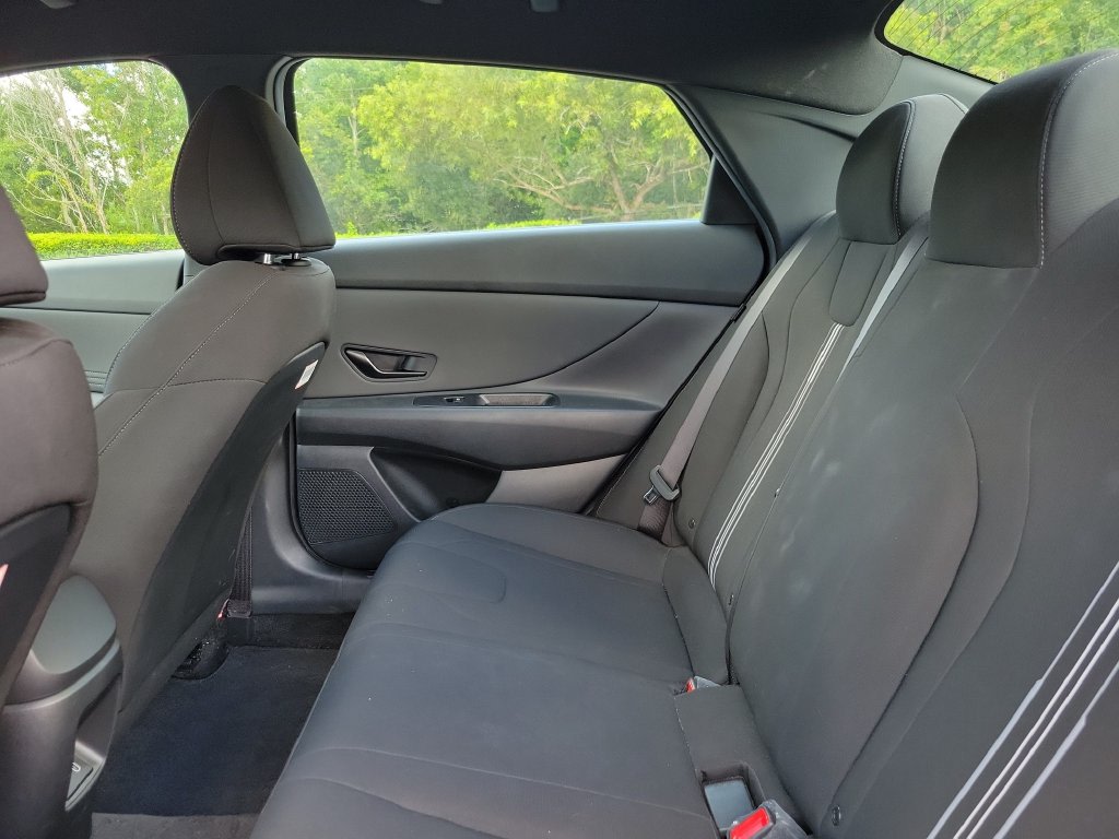 Thumbnail: 2025 Hyundai Elantra - 24
