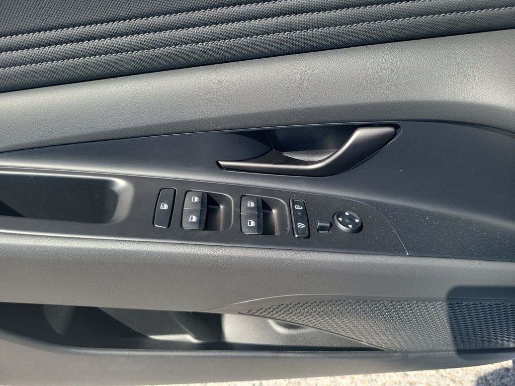 Thumbnail: 2026 Hyundai Elantra - 21