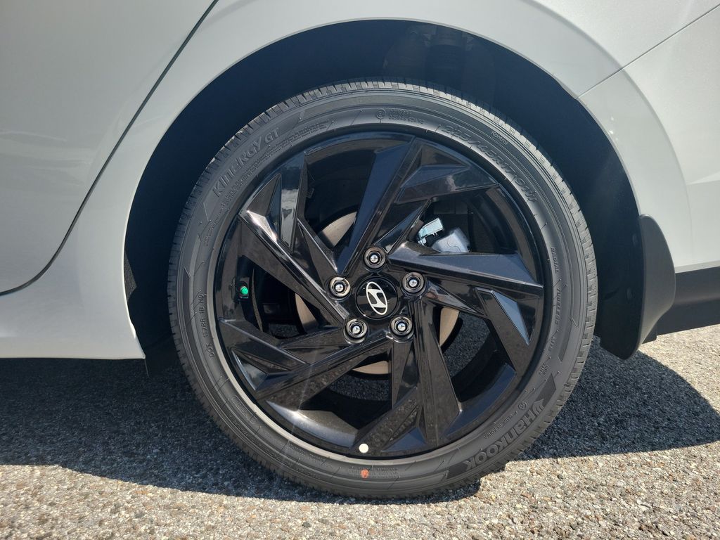 Thumbnail: 2026 Hyundai Elantra - 7