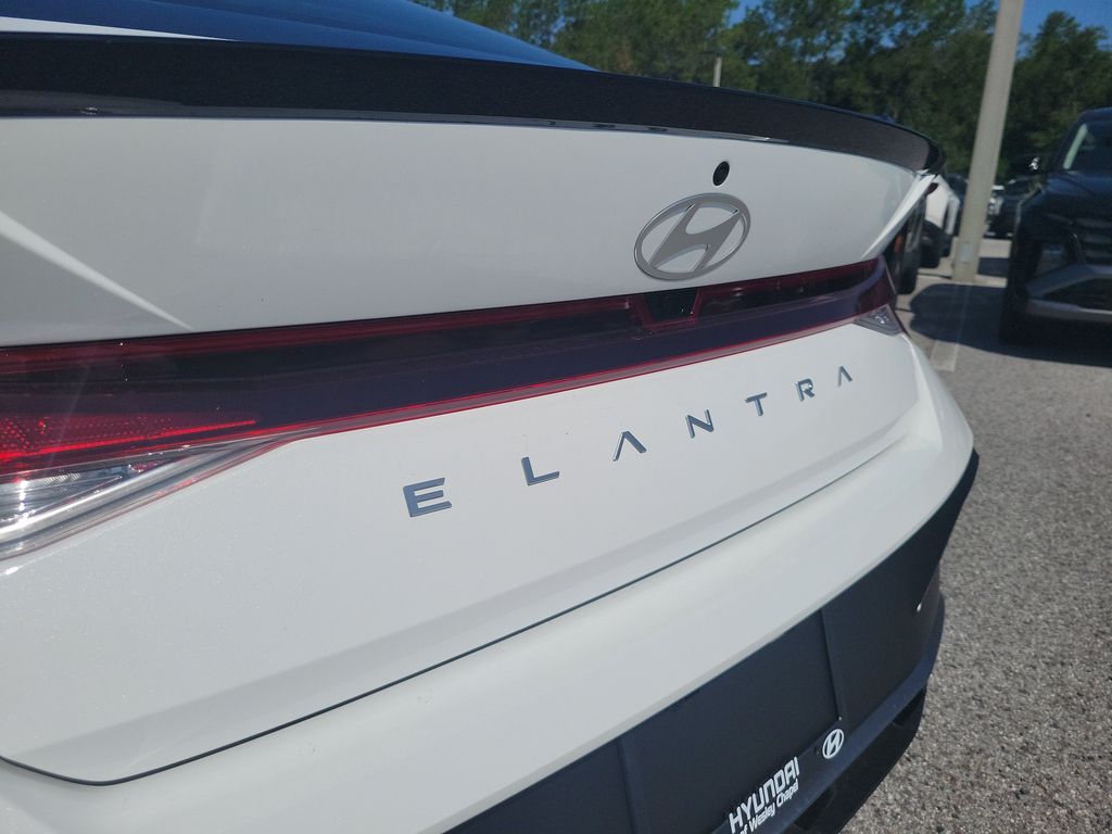 Thumbnail: 2026 Hyundai Elantra - 18