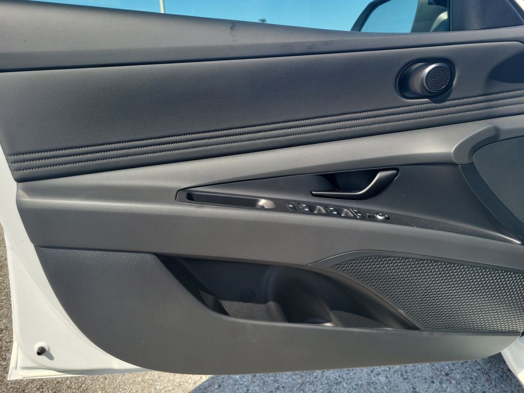 Thumbnail: 2026 Hyundai Elantra - 20