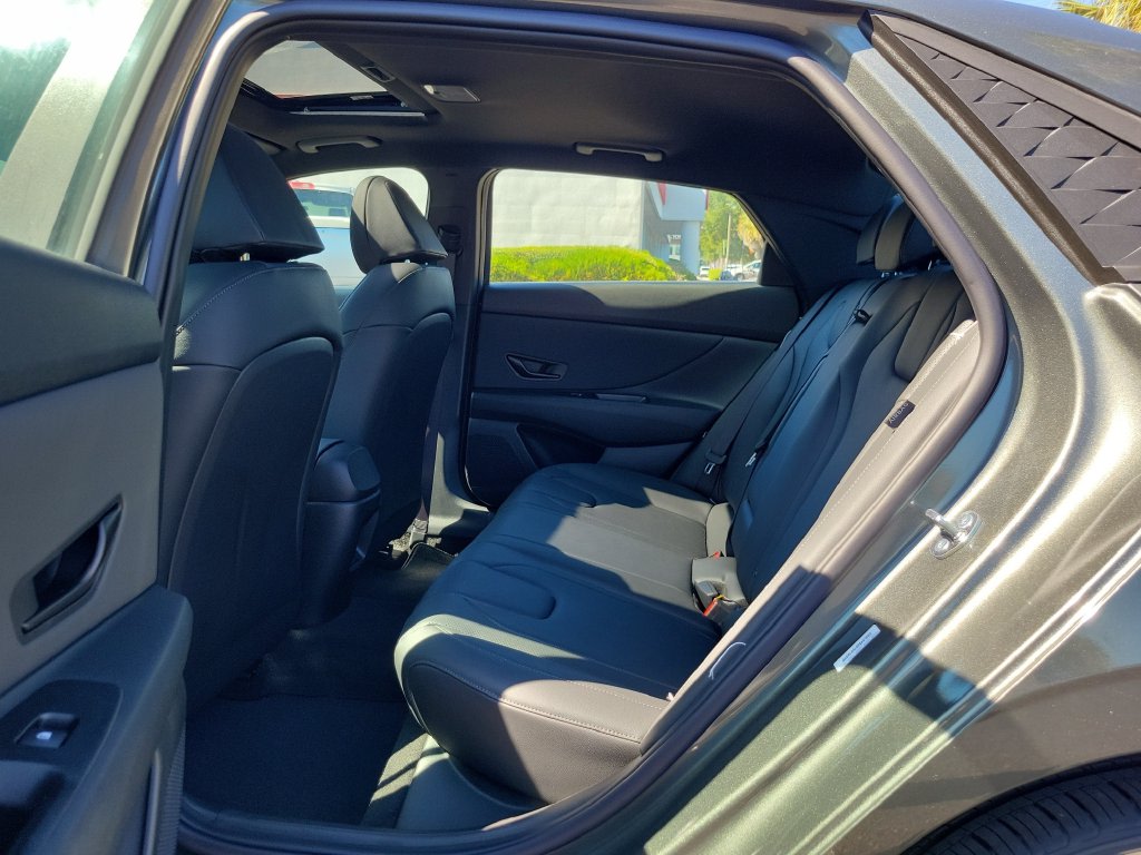 Thumbnail: 2026 Hyundai Elantra - 9