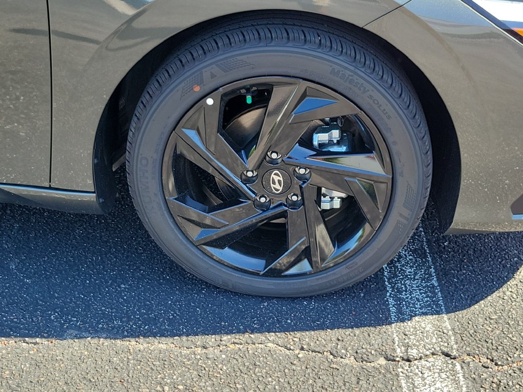 Thumbnail: 2026 Hyundai Elantra - 6